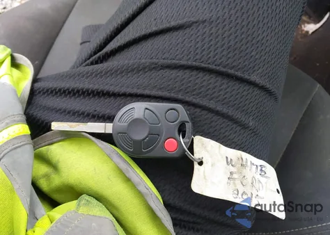 2015 Ford Focus Se z USA, uszkodzony, nr VIN 1FADP3K23FL275954